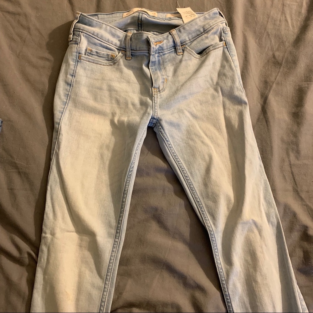 Hollister light blue jeans SIZE 1S